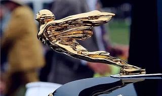 接亲劳斯莱斯自燃怎么回事 最罕见的劳斯莱斯